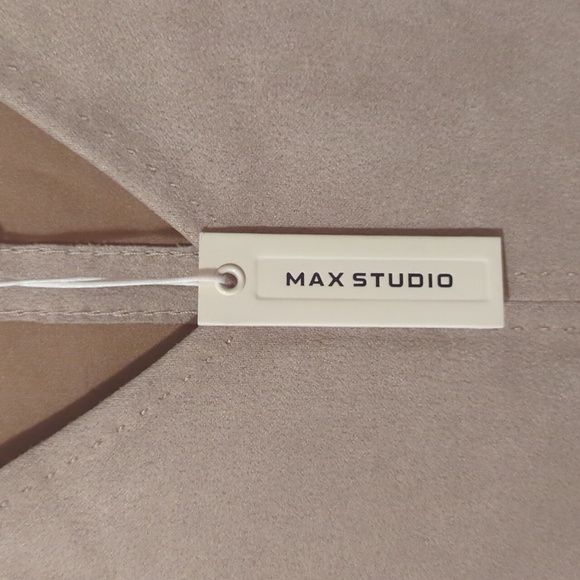 NWT Max studio pullover dress - Picture 7 of 7